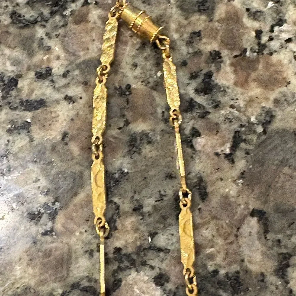 Vera Bradley Style Vintage Gold Pendant Necklace